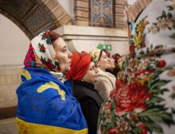 Колядки в київському метро