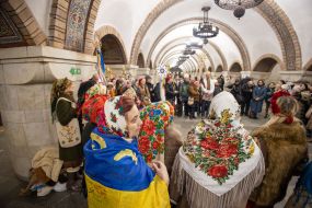 Колядки в киевском метро