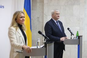 Andriy Sybiga, Thorgerdur Katrin Gunnarsdottir