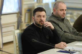 Volodymyr Zelenskyy, Rustem Umerov