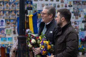 Volodymyr Zelenskyy and Keir Starmer
