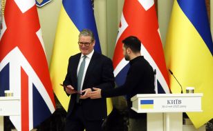 Volodymyr Zelenskyy and Keir Starmer