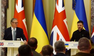 Volodymyr Zelenskyy and Keir Starmer