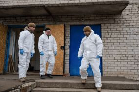 Servicemen of the Civil-Military Cooperation Department of the 81st Brigade of the Armed Forces of Ukraine in special clothing