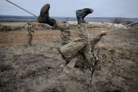 Paratroopers training in Donetsk region