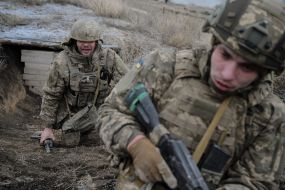 Paratroopers training in Donetsk region