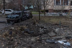 Автомобілі, що згоріли внаслідок атаки ворожих БПЛА в Одесі