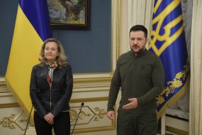 Nadia Calvino and Volodymyr Zelenskyy