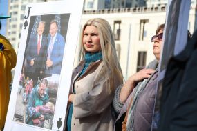 Акция «Америка, проснись!»