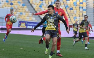 Игровой момент матча