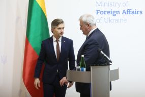 Andriy Sybiga and Kęstutis Budris