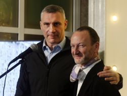 Vitaliy Klychko, Charles Caissin