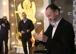 Vitaliy Klychko, Charles Caissin