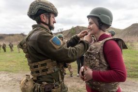 Instructors conduct field exercises in fire and tactical training in the Kharkiv region