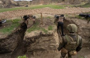 Instructors conduct field exercises in fire and tactical training in the Kharkiv region