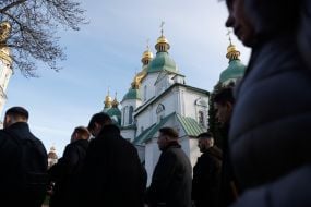 Учасники Екуменічної Хресної дороги за полонених, їхні сім`ї та повернення миру в Україні