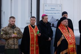 Participants of the Ecumenical Stations of the Cross for the prisoners, their families and the return of peace in Ukraine
