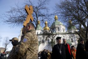Participants of the Ecumenical Stations of the Cross for the prisoners, their families and the return of peace in Ukraine
