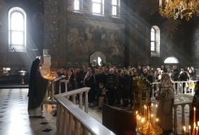 Kievans on Palm Sunday in the Kiev-Pechersk Lavra