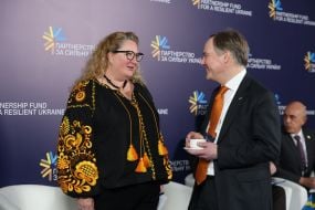 Helene Sand Andresen, Martin Harris