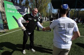 Setting the National Record of Ukraine for the Most Massive Fencing Lesson in Kyiv