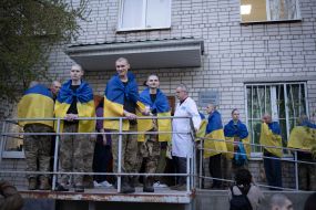 Ukrainian soldiers who returned to Ukraine from Russian captivity