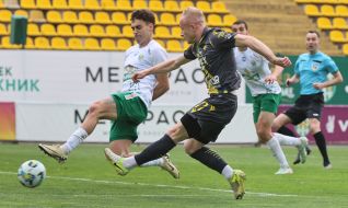 Football. FC Karpaty - FC Rukh