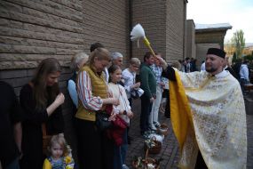 Освячення великодніх кошиків у Києві