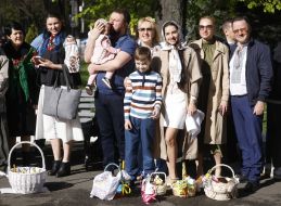Blessing of Easter baskets in Kyiv