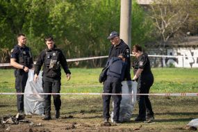 Police officers record Russian war crimes after massive Russian attack with shaheeds and missiles on Kharkiv