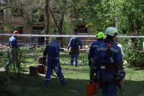 Emergency repair work near the house destroyed by a Russian missile