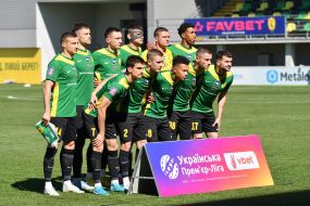Players of FC "Livyi Bereg" (Kyiv)