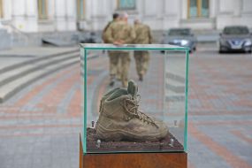 Infantryman's Berets - art installations for Infantry Day in Kyiv