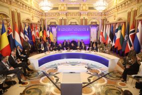 Meeting of leaders of the "coalition of the willing" countries