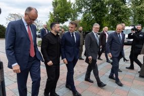 Friedrich Merz, Volodymyr Zelensky, Emmanuel Macron, Keir Starmer and Donald Tusk