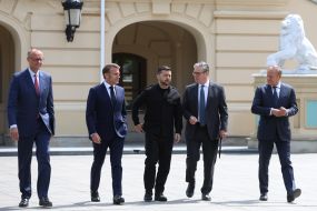 Friedrich Merz, Volodymyr Zelensky, Emmanuel Macron, Keir Starmer and Donald Tusk