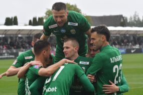 Players of FC Karpaty (Lviv)