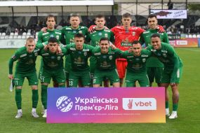 Players of FC Karpaty (Lviv)