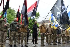 Участники шествия благодарности и единства во Львове