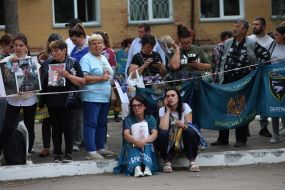 Prisoners of war of the second stage of the 1000-for-1000 prisoner exchange were met in Kyiv