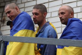 Prisoners of war of the second stage of the 1000-for-1000 prisoner exchange were met in Kyiv