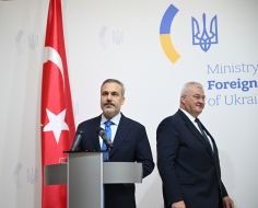 Hakan Fidan and Andriy Sybiga