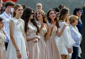 Выпускники