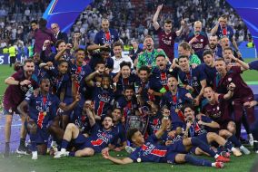 PSG players celebrate victory