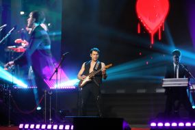 Members of the Kadnay group