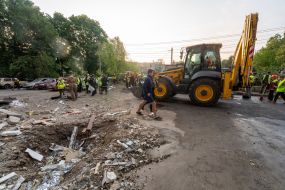 Eliminating the consequences of Russia's night attack on Kharkiv