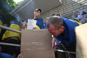 Meeting of Ukrainian soldiers who returned to Ukraine from Russian captivity