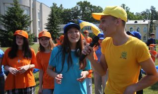 Participants of the event on the occasion of the 100th anniversary of the Artek children's center
