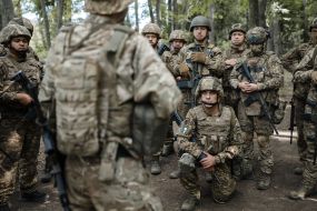 Іноземні добровольці - рекрути  бригади "Хартія"