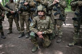 Іноземні добровольці - рекрути  бригади "Хартія"